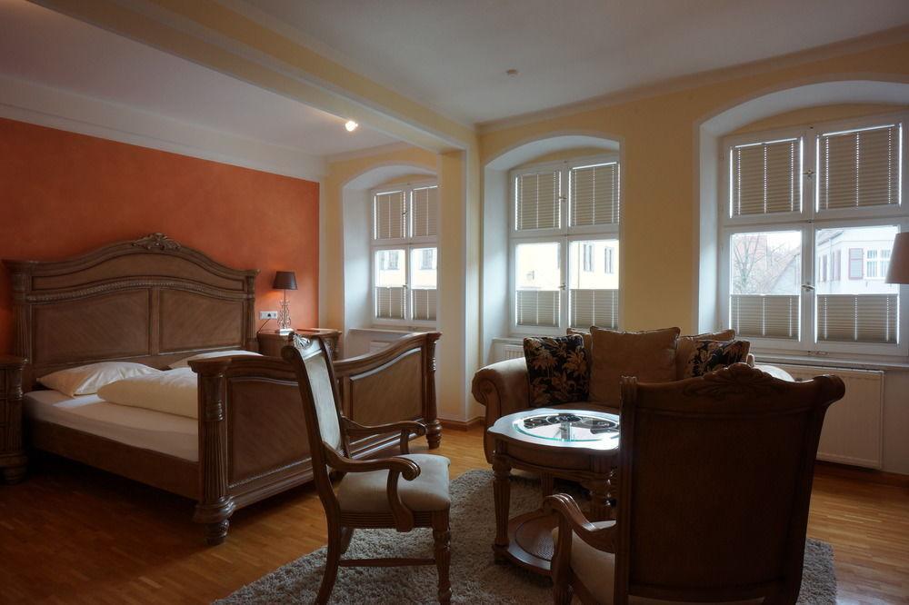 Meiser Altstadt Hotel دينكلسبهل المظهر الخارجي الصورة
