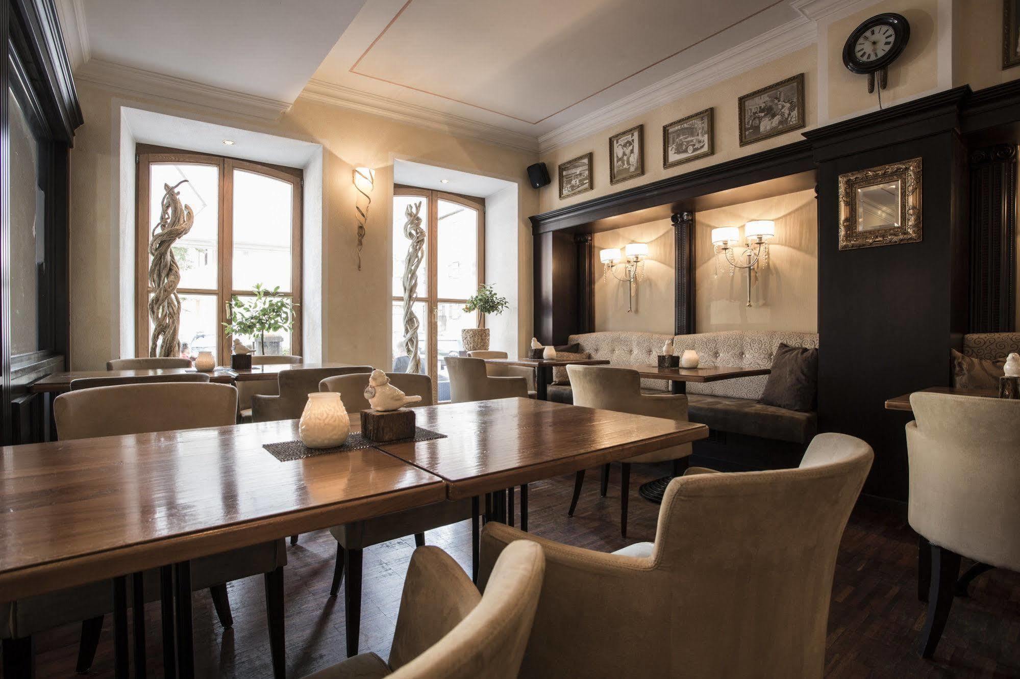 Meiser Altstadt Hotel دينكلسبهل المظهر الخارجي الصورة